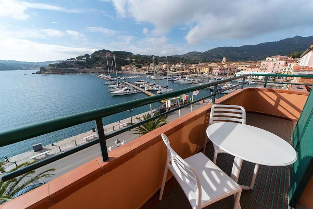 Hotel Belmare Porto Azzurro Dış mekan fotoğraf